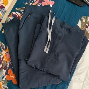 Figs Dark Harbor Blue Jogger Set